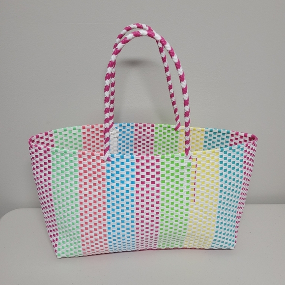 Lilly Pulitzer Multi Colored Woven Tote Bag. - Picture 3 of 10